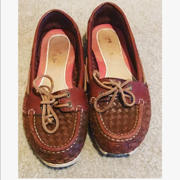 Sperry leather boat shoes sized 9 - Picture 1 of 7